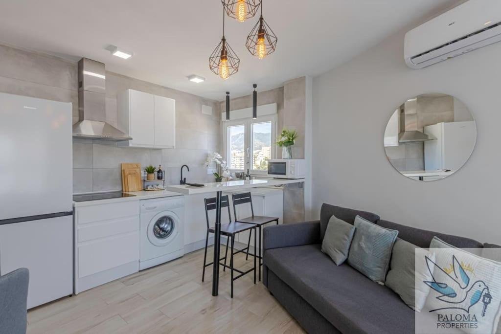 Wonderful Studio Apartment On The Beachfront Benalmádena Buitenkant foto