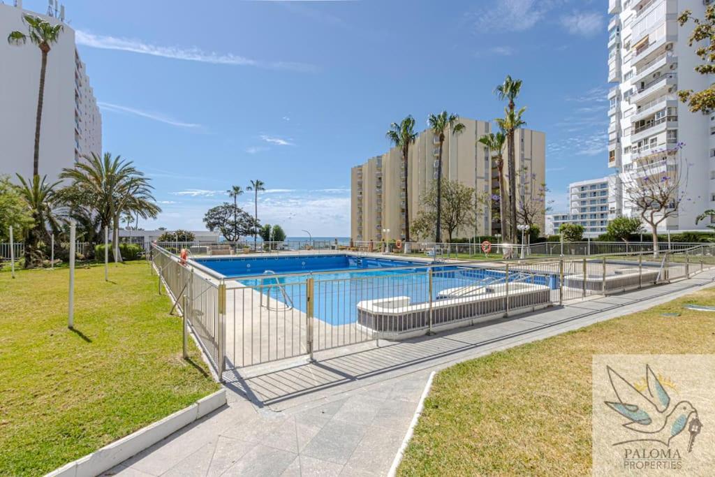 Wonderful Studio Apartment On The Beachfront Benalmádena Buitenkant foto