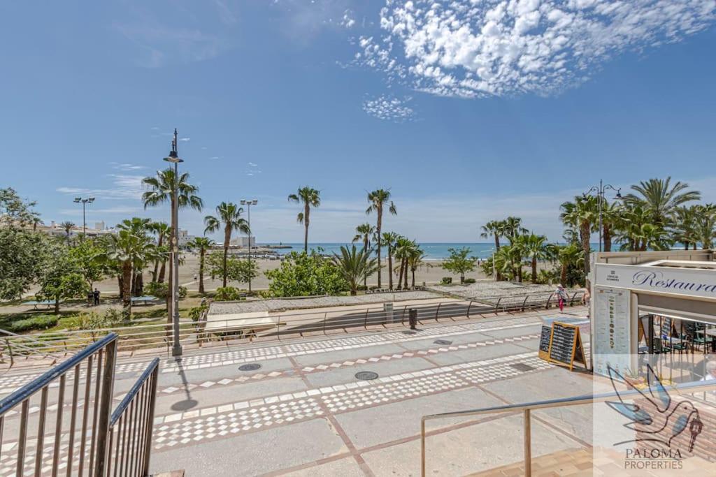 Wonderful Studio Apartment On The Beachfront Benalmádena Buitenkant foto