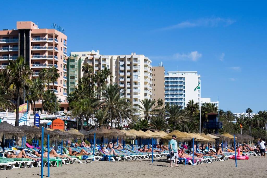 Wonderful Studio Apartment On The Beachfront Benalmádena Buitenkant foto