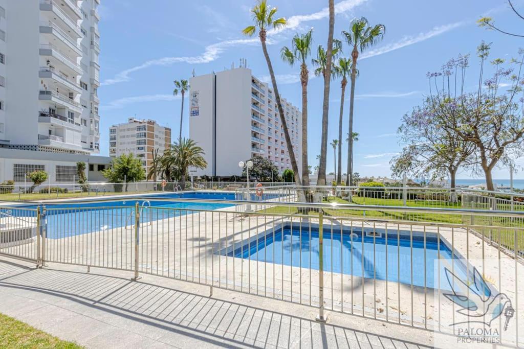 Wonderful Studio Apartment On The Beachfront Benalmádena Buitenkant foto